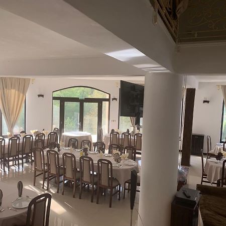 Pensiunea Medeea Hotel Pestis Екстериор снимка