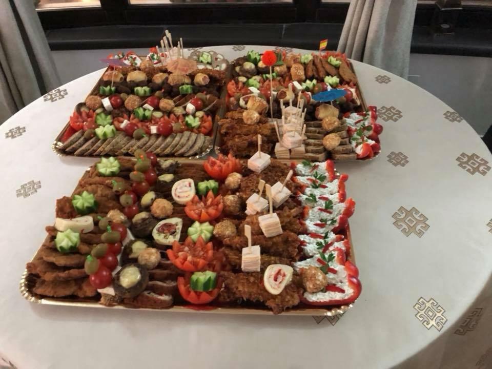 Pensiunea Medeea Hotel Pestis Екстериор снимка